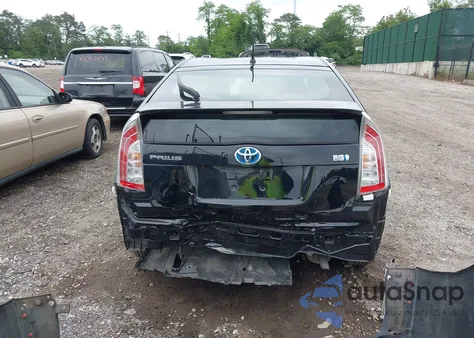 2015 Toyota Prius Two из США, поврежденный, VIN JTDKN3DU4F0458321